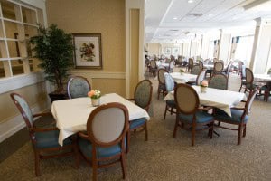 Fine Dining at River Ridge Retirement Residence in Winnipeg Manitoba