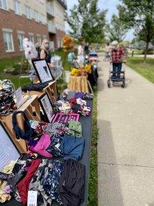 5 façons pour les aînés d'accroître leur engagement communautaire - All Seniors Care 242477646 4271235382974091 6560823900720156601 n