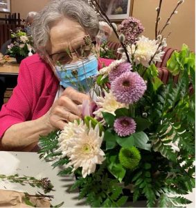 Healthy Ageing Through the Arts - All Seniors Care Picture2 16