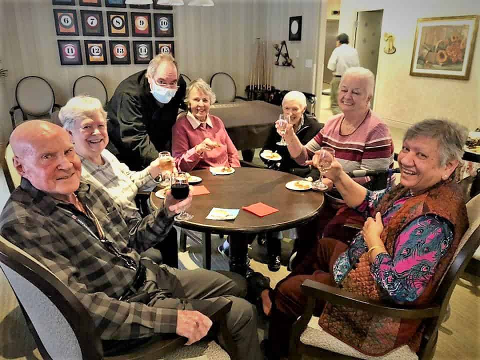 The Ultimate Guide To Moving into A Retirement Community (And A Checklist) - All Seniors Care welcome to senior living